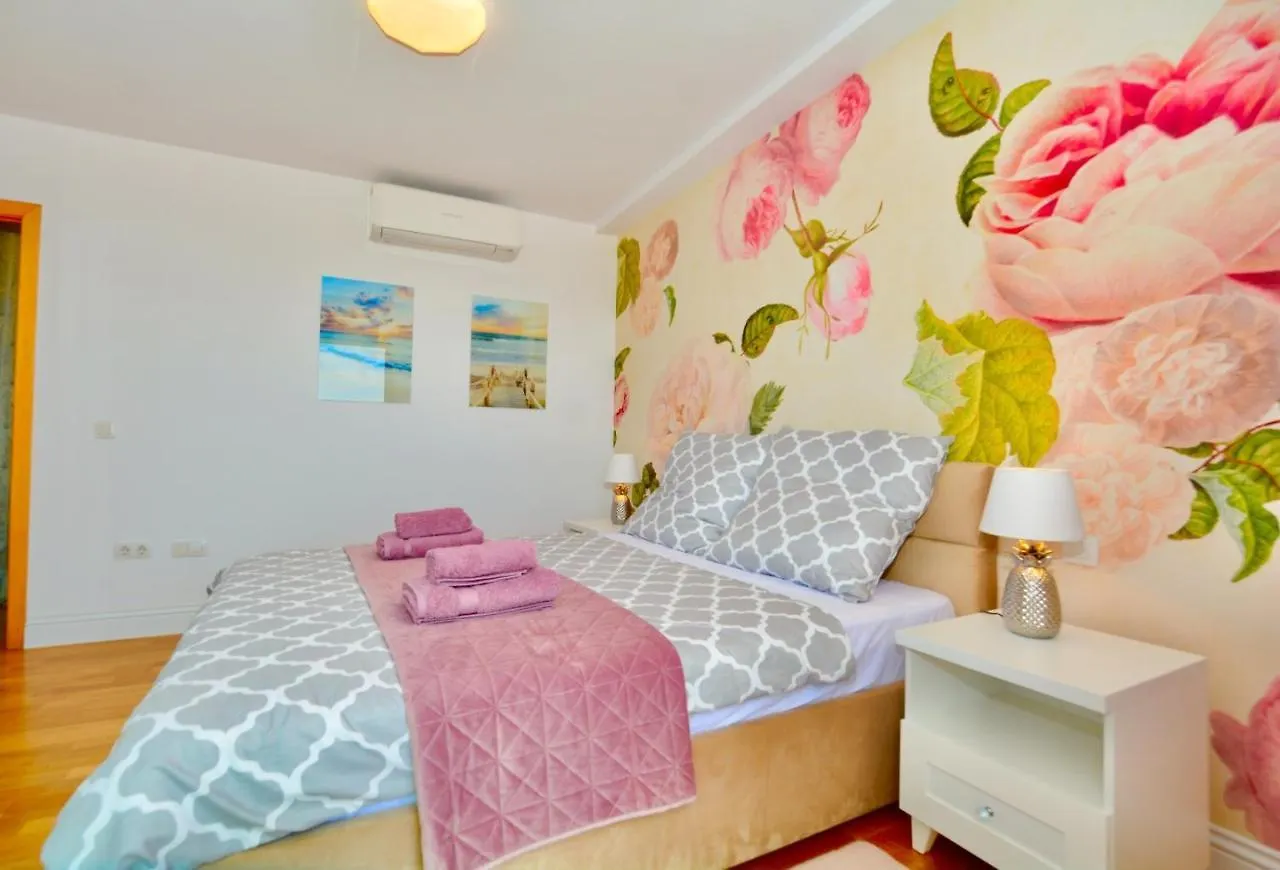 Blue Diamond Luxury Apartment With Amazing Seaview In Costa Adeje Spain
